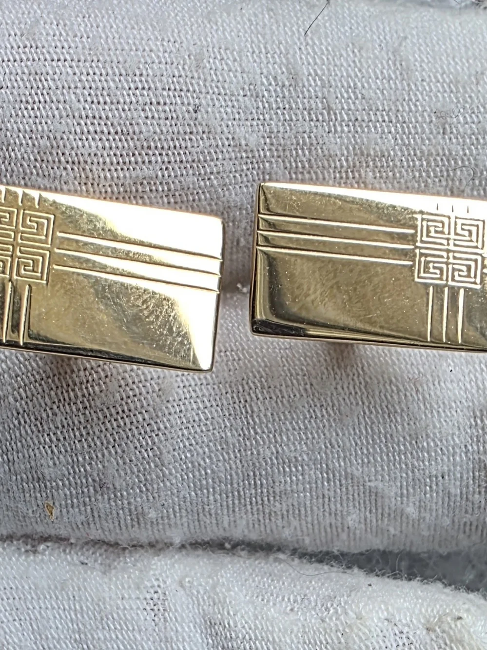Vintage Givenchy Gold Tone Rectangle 4G Logo CufflinksCategory